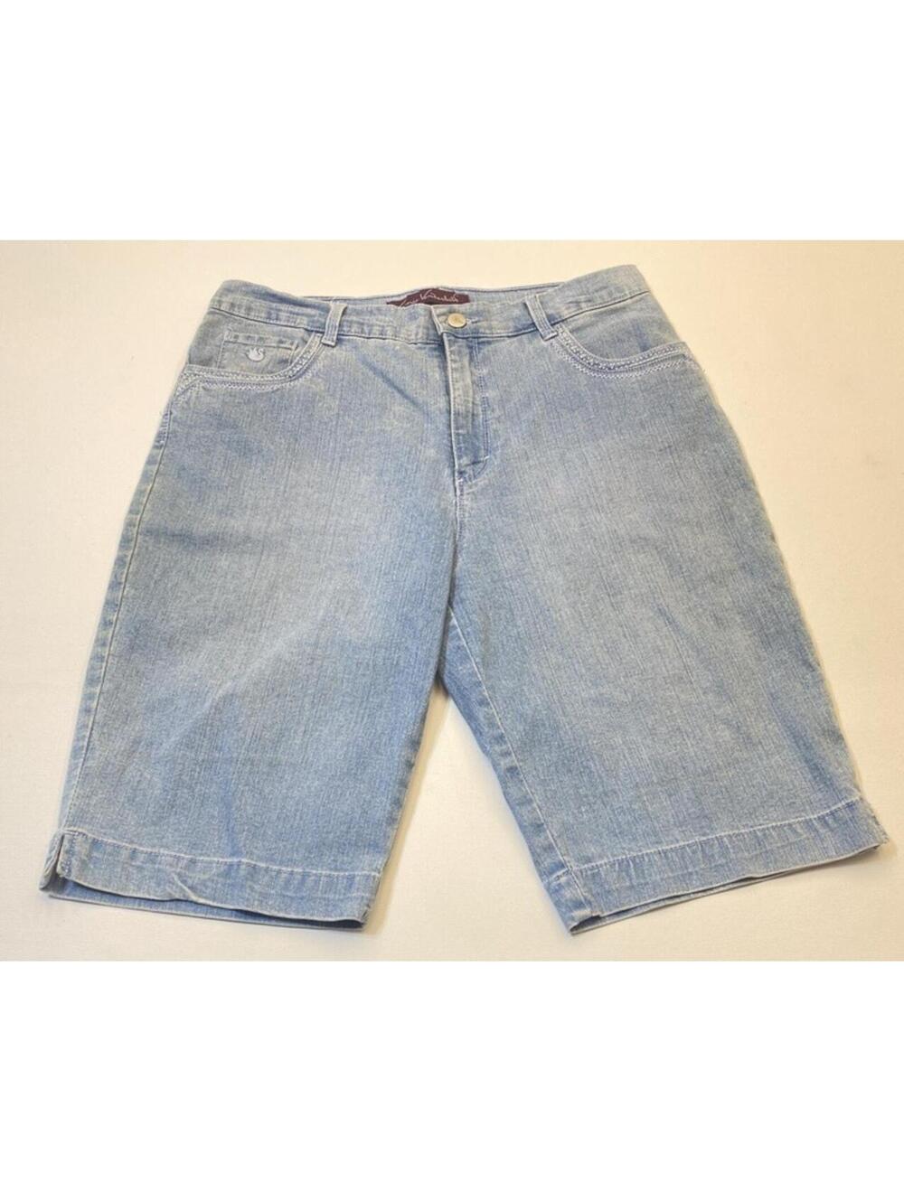 Gloria Vanderbilt Amanda Bermuda Shorts Women's Size 10 Wash Denim Stretch 9994